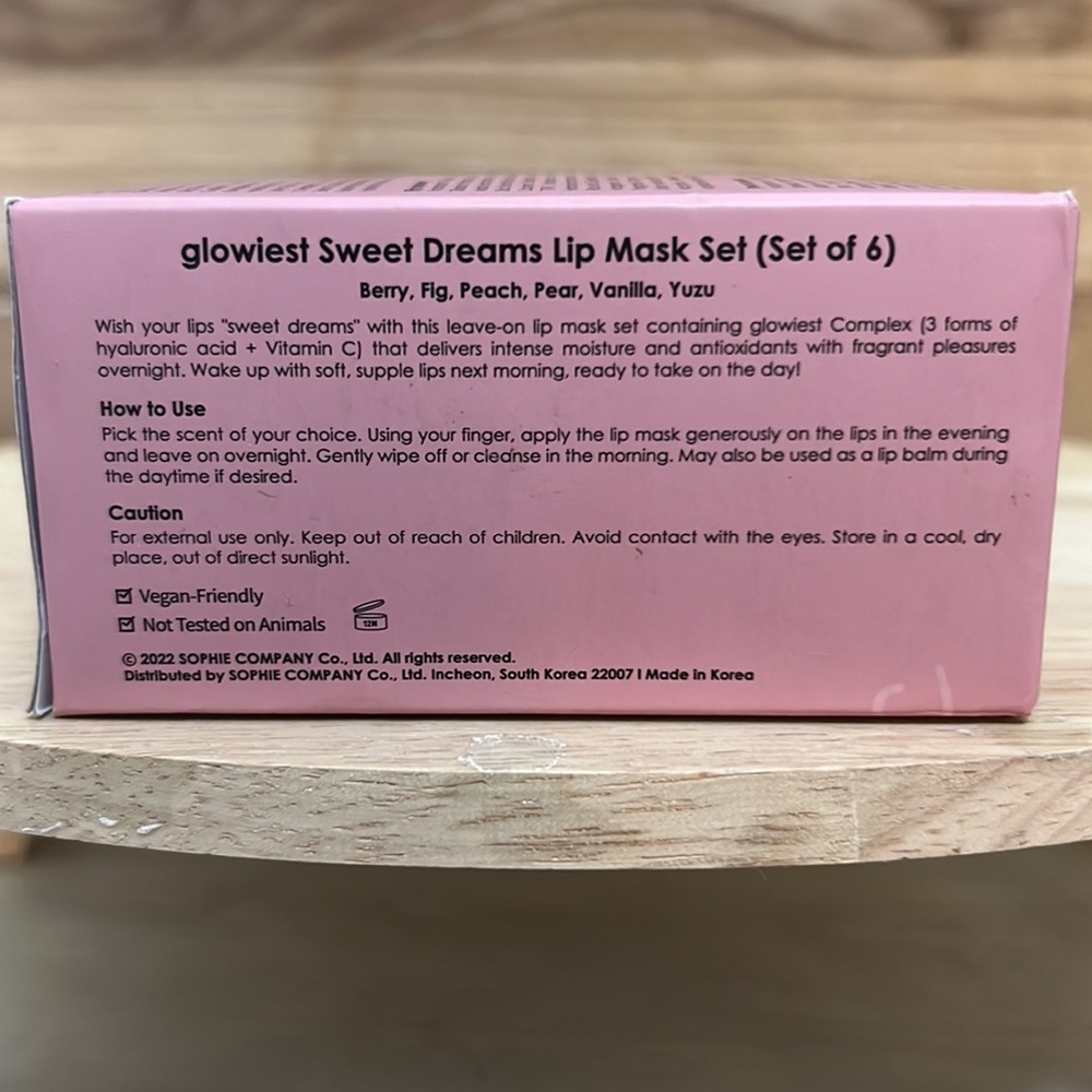 Glowiest sweet dreams lip mask gift set of 6 - Picture 3 of 4